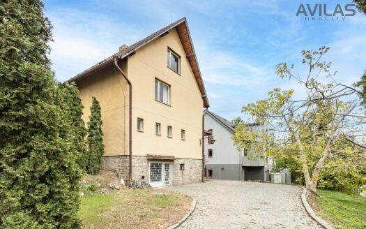 Prodej Domy Rodinné domy Praha V chaloupkách 318 m²