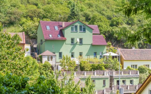 Prodej Domy Rodinné domy Praha Lysolajské údolí 315 m²