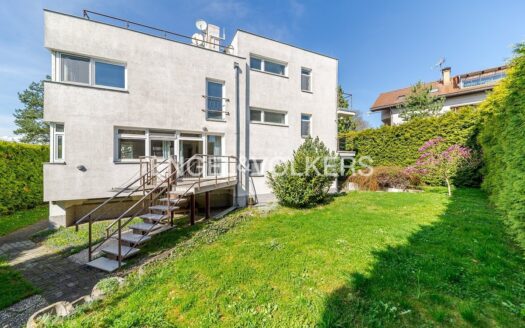 Prodej Domy Rodinné domy Praha Židlického 311 m²