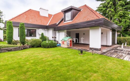 Pronájem Domy Rodinné domy Praha Ke hrádku 417 m²