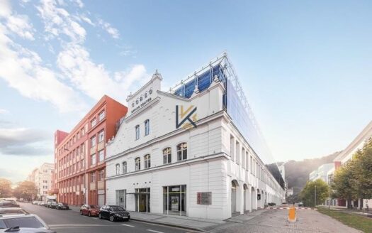 Pronájem Komerční Kanceláře Praha Křižíkova 821 m²