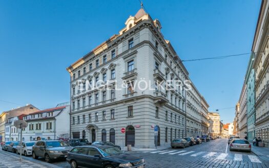 Pronájem Garážová stání, 10 m² – Praha, Nové Město, ulice Pštrossova