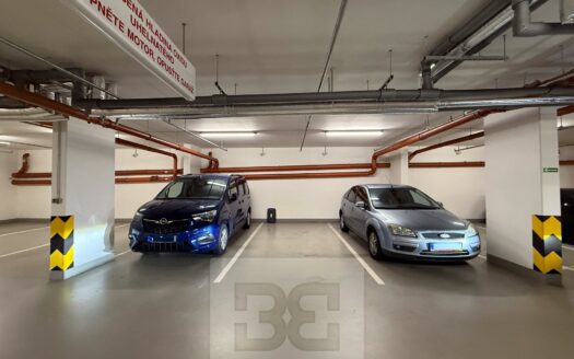 Pronájem Garážová stání, 15 m² – Praha, Zličín, ulice Sazovická