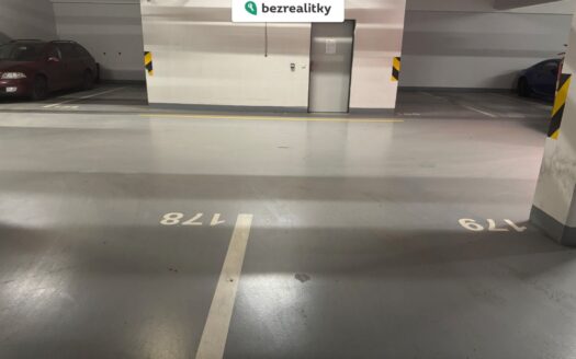 Prodej Garáže, 31 m² – Praha, Libeň, ulice Březenská