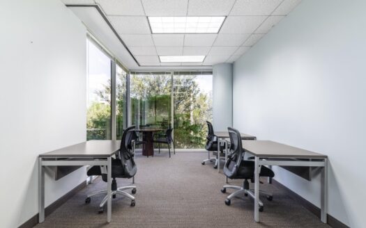 Pronájem Komerční Kanceláře Praha Kačírkova 60 m²