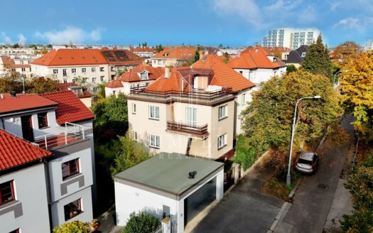 Prodej Domy Rodinné domy Praha Jilmová 292 m²