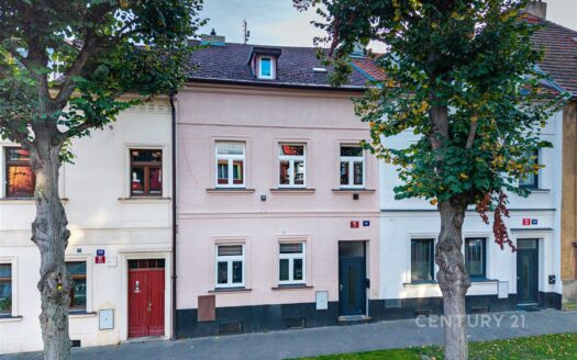 Prodej Byty 3+kk Praha V Roháčích 63 m²