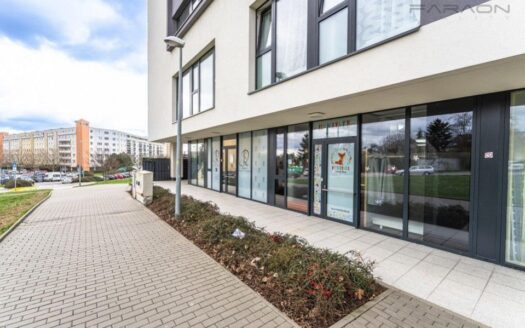 Prodej Komerční Obchody Praha Bolevecká 64 m²