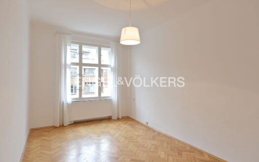 Pronájem bytu 2+kk, 50 m² – Praha, Vinohrady, ulice Lucemburská