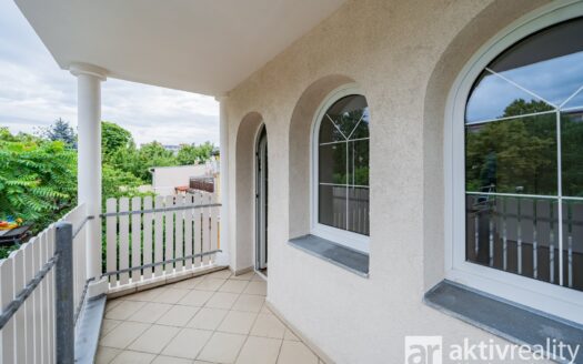 Prodej Domy Rodinné domy Praha Měšická 98 m²