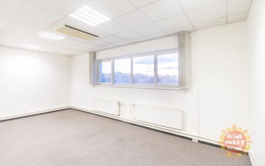 Pronájem Komerční Kanceláře Praha U libeňského pivovaru 400 m²