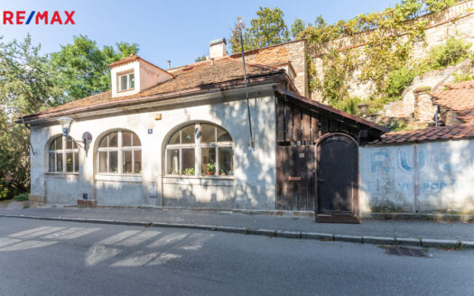 Prodej Domy Rodinné domy Praha Strahovská 145 m²