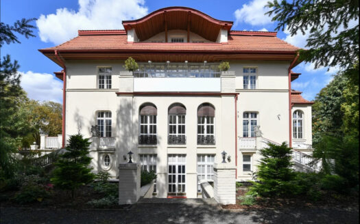 Pronájem Komerční Kanceláře Praha Tychonova 800 m²