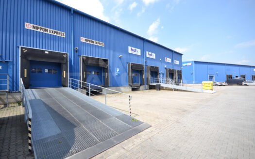 Pronájem Komerční Skladové prostory Praha Na Radosti 495 m²