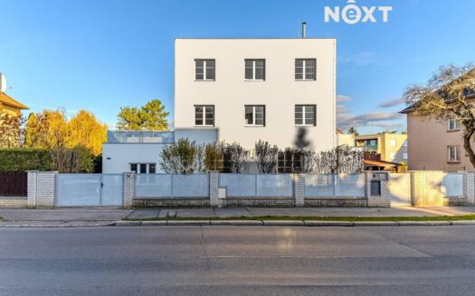 Prodej Byty 2+kk Praha Suchdolská 34 m²