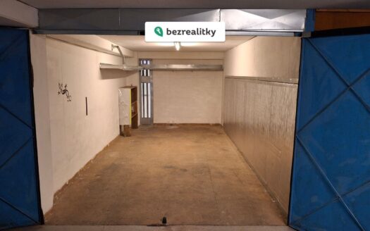 Prodej Garáže, 18 m² – Praha, Stodůlky, ulice Pavrovského