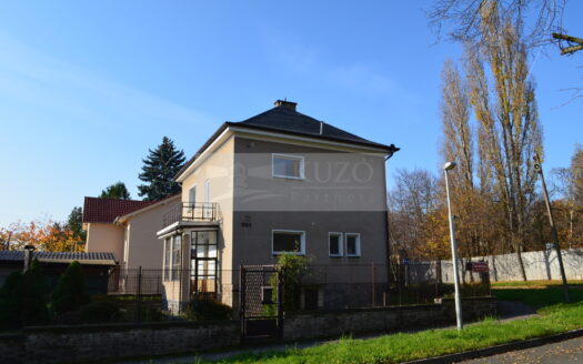 Prodej Domy Rodinné domy Praha Na vrchách 223 m²