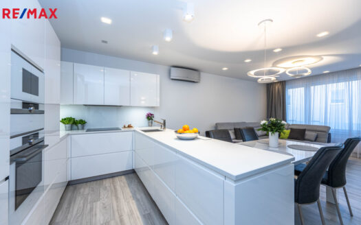 Pronájem Byty 2+kk Praha Novostrašnická 68 m²