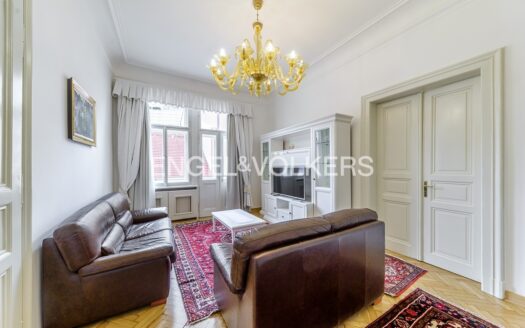 Pronájem Byty 3+1 Praha Truhlářská 114 m²