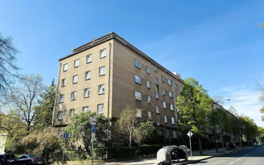 Prodej Byty 3+1 Praha 28. pluku 69 m²