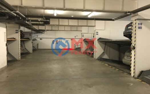 Pronájem Garážová stání, 20 m² – Praha, Libeň, ulice Kurta Konráda