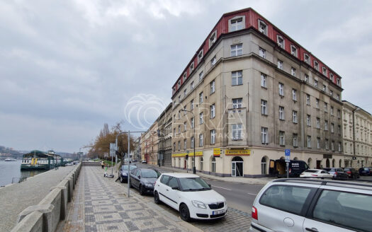 Prodej Domy Činžovní domy Praha Na bělidle 2 m²