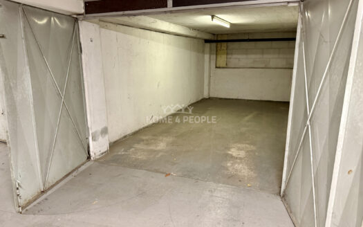 Prodej Garáže, 18 m² – Praha, Stodůlky, ulice Bašteckého