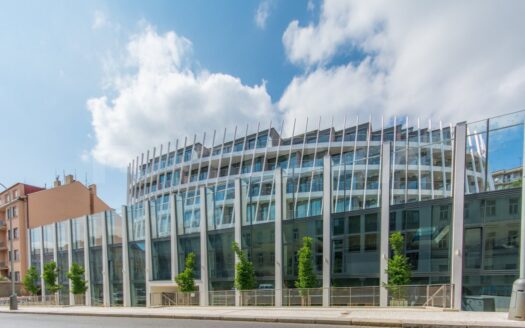 Pronájem Komerční Kanceláře Praha Holečkova 345 m²