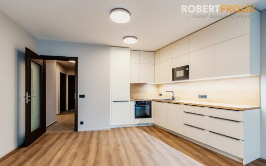 Pronájem Byty 3+kk Praha Starokošířská 75 m²