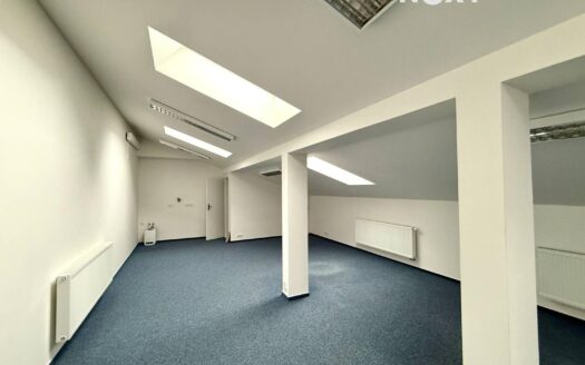 Pronájem Komerční Kanceláře Praha Libušská 122 m²