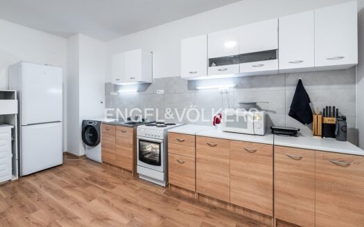 Pronájem bytu 3+1, 82 m² – Praha, Strašnice, ulice Černokostelecká