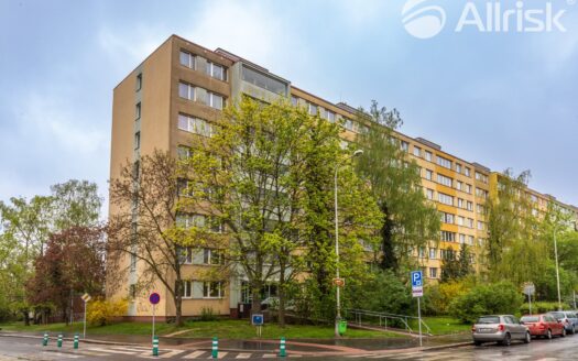 Prodej bytu 3+kk, 87 m² – Praha, Prosek, ulice Zárybská