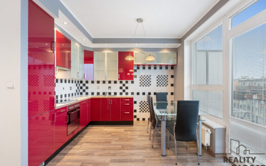 Pronájem bytu 3+kk, 63 m² – Praha, Vysočany, ulice Pod Harfou