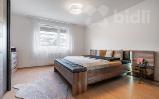 Prodej bytu 2+kk, 57 m² – Praha, Vysočany, ulice Strnadových