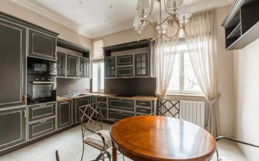 Prodej bytu 4+1, 165 m² – Praha, Vinohrady, ulice Uruguayská