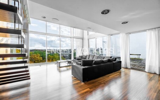 Pronájem bytu 5+kk, 279 m² – Praha, Smíchov, ulice Na Hřebenkách