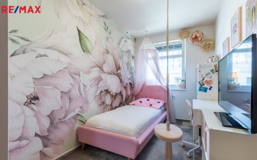 Prodej bytu 4+kk, 84 m² – Praha, Uhříněves, ulice Karla Guta