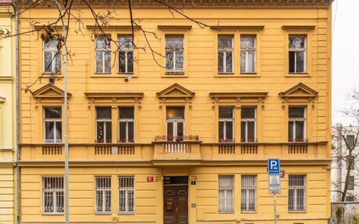 Prodej bytu 2+kk, 39 m² – Praha, Smíchov, ulice Kováků