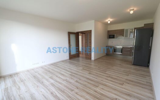 Pronájem bytu 2+kk, 60 m² – Praha, Vysočany, ulice Sousedíkova