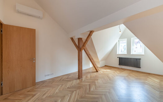 Pronájem bytu 2+kk, 99 m² – Praha, Josefov, ulice Maiselova