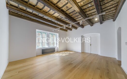 Pronájem bytu 2+1, 94 m² – Praha, Malá Strana, ulice Vlašská