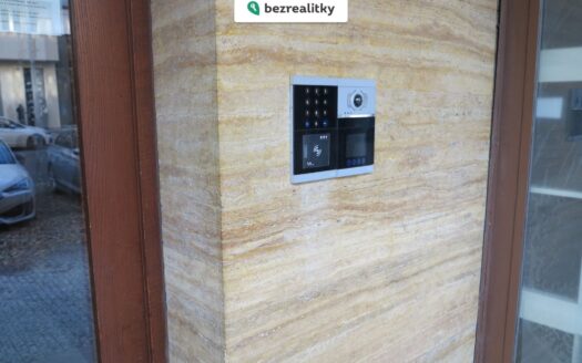 Prodej bytu 1+kk, 23 m² – Praha, Karlín, ulice Sokolovská