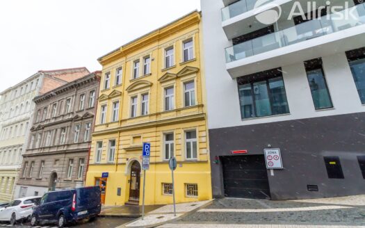 Pronájem bytu 2+kk, 43 m² – Praha, Smíchov, ulice Grafická