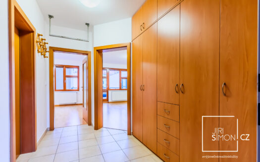 Pronájem bytu 2+kk, 52 m² – Praha, Nusle, ulice Na Pankráci