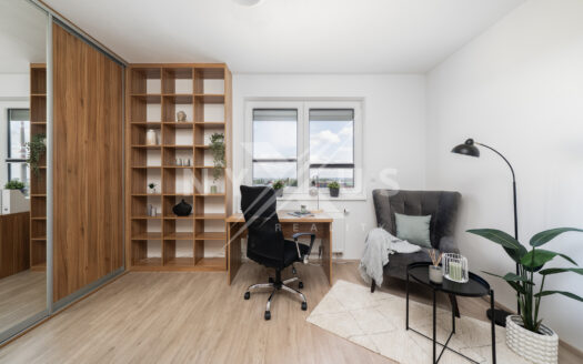 Prodej bytu 4+kk, 102 m² – Praha, Horní Měcholupy, ulice Mantovská