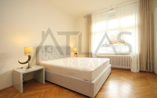 Pronájem bytu 4+1, 120 m² – Praha, Vinohrady, ulice Vinohrady