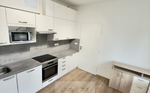 Pronájem bytu 3+1, 120 m² – Praha, Hlubočepy, ulice Nad pomníkem