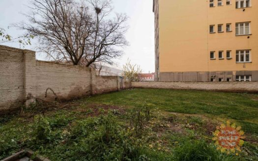 Pronájem bytu 2+kk, 49 m² – Praha, Vršovice, ulice Ruská