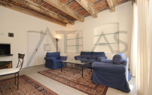 Pronájem bytu 3+1, 81 m² – Praha, Malá Strana, ulice Malá Strana