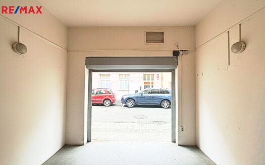 Prodej Garáže, 21 m² – Praha, Michle, ulice Magistrů
